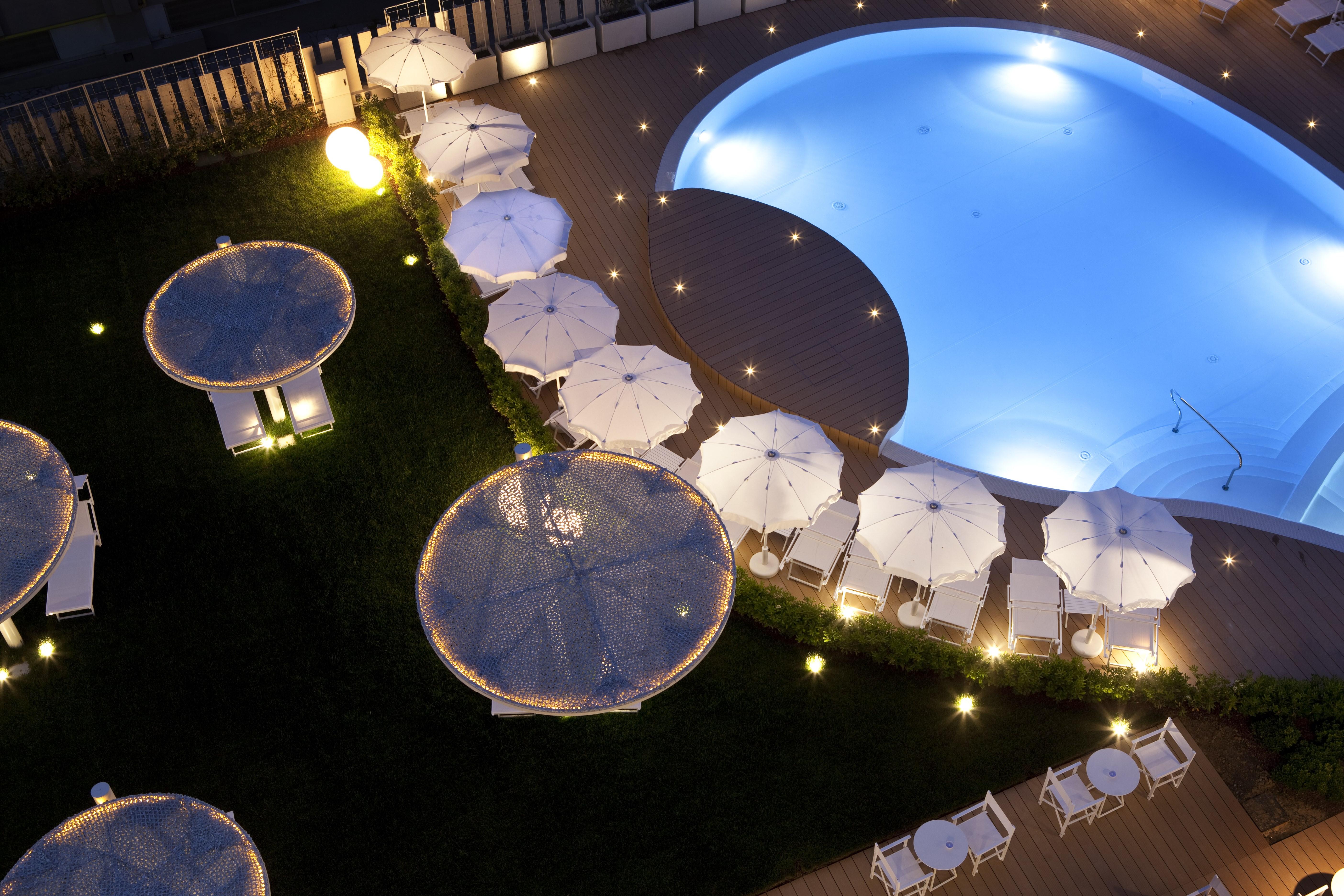 Nautilus Family Hotel Пезаро Екстер'єр фото