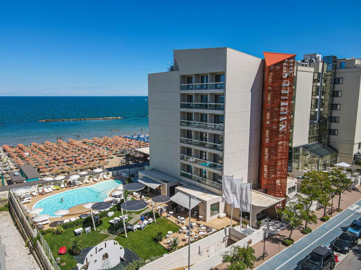 Nautilus Family Hotel Пезаро Екстер'єр фото