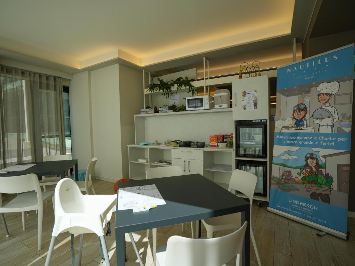 Nautilus Family Hotel Пезаро Екстер'єр фото